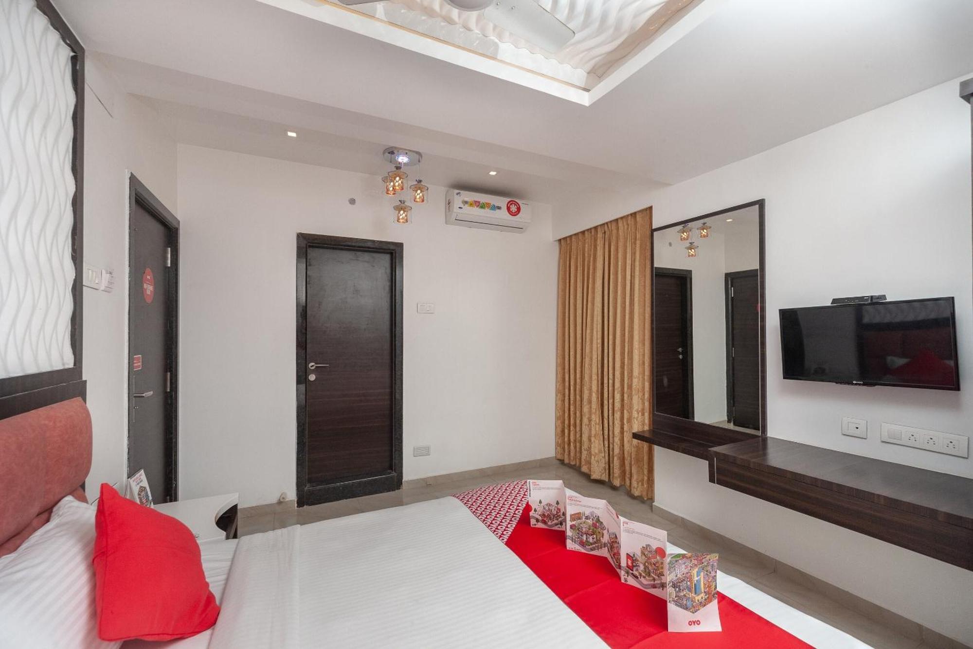 Capital O Admire Suit Hospitality Τσενάι Εξωτερικό φωτογραφία