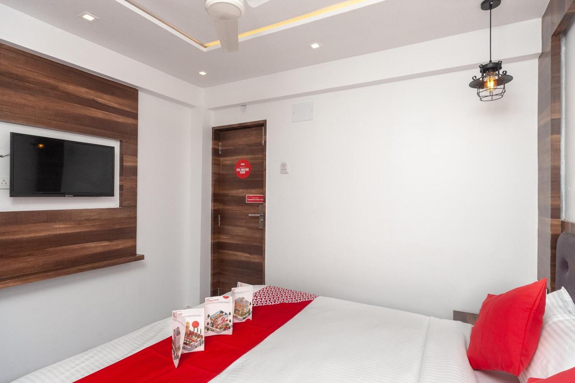 Capital O Admire Suit Hospitality Τσενάι Εξωτερικό φωτογραφία